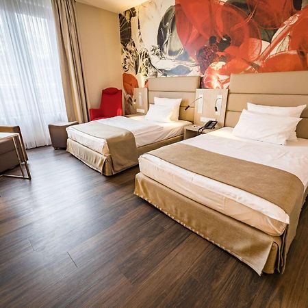 First Inn Hotel Zwickau Kültér fotó