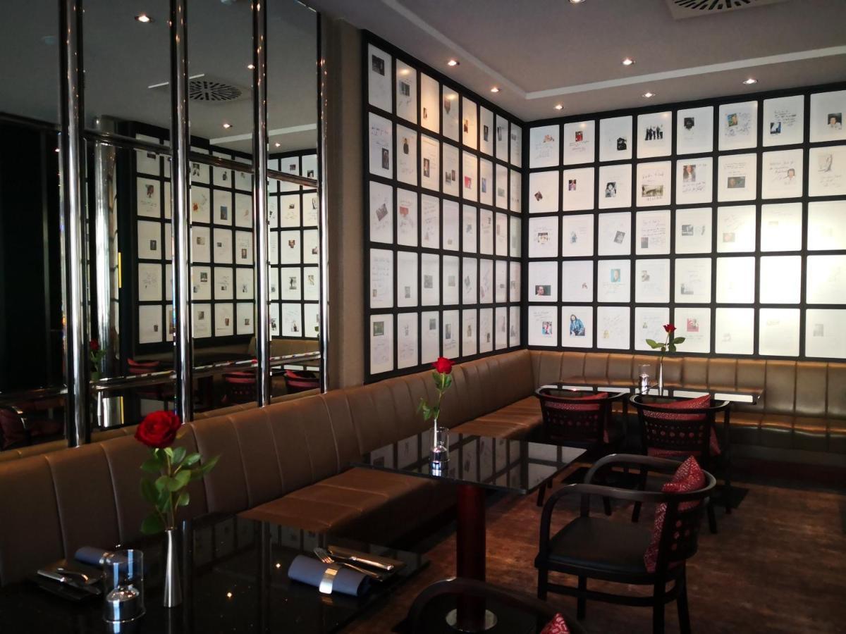 First Inn Hotel Zwickau Kültér fotó