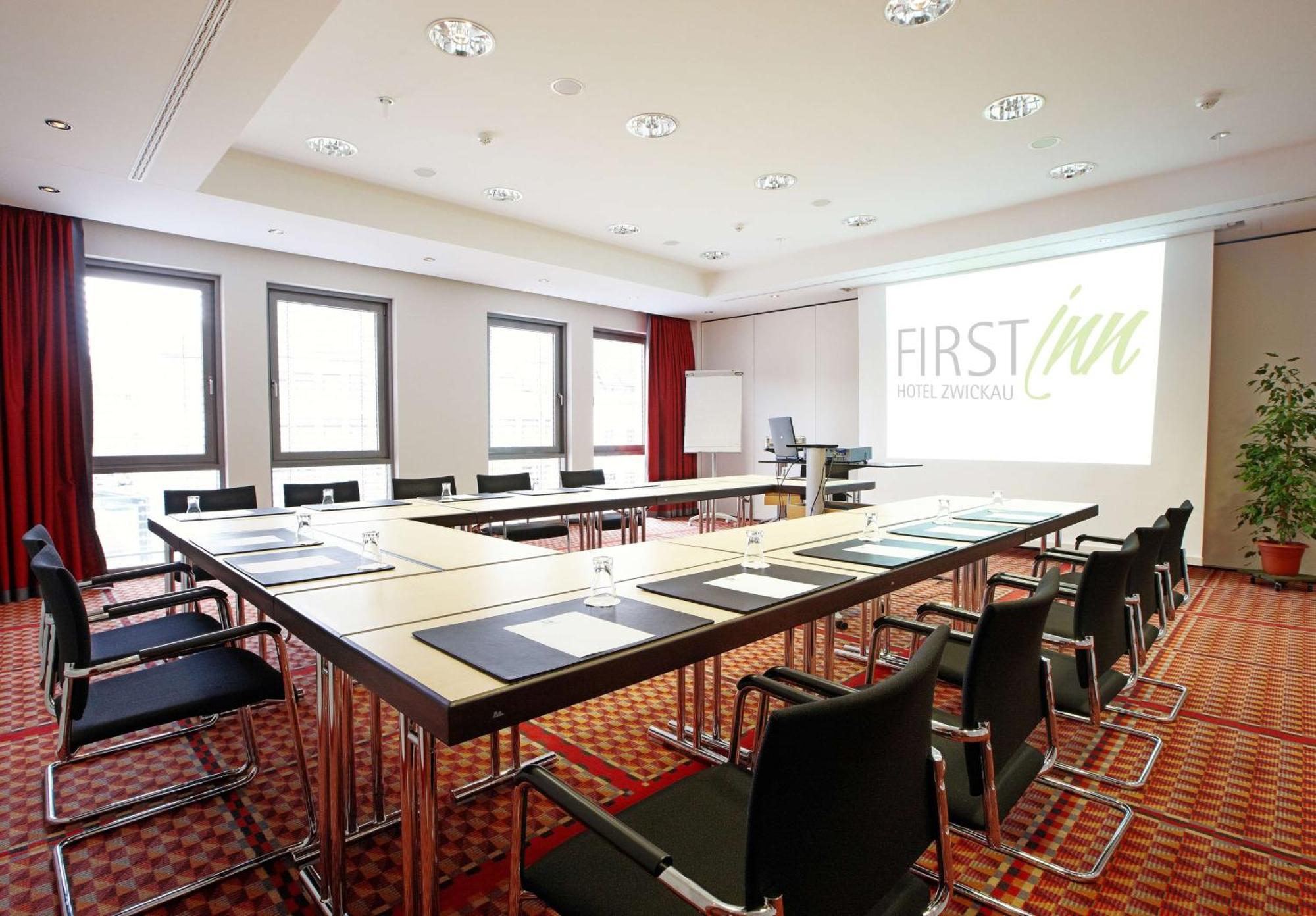 First Inn Hotel Zwickau Kültér fotó