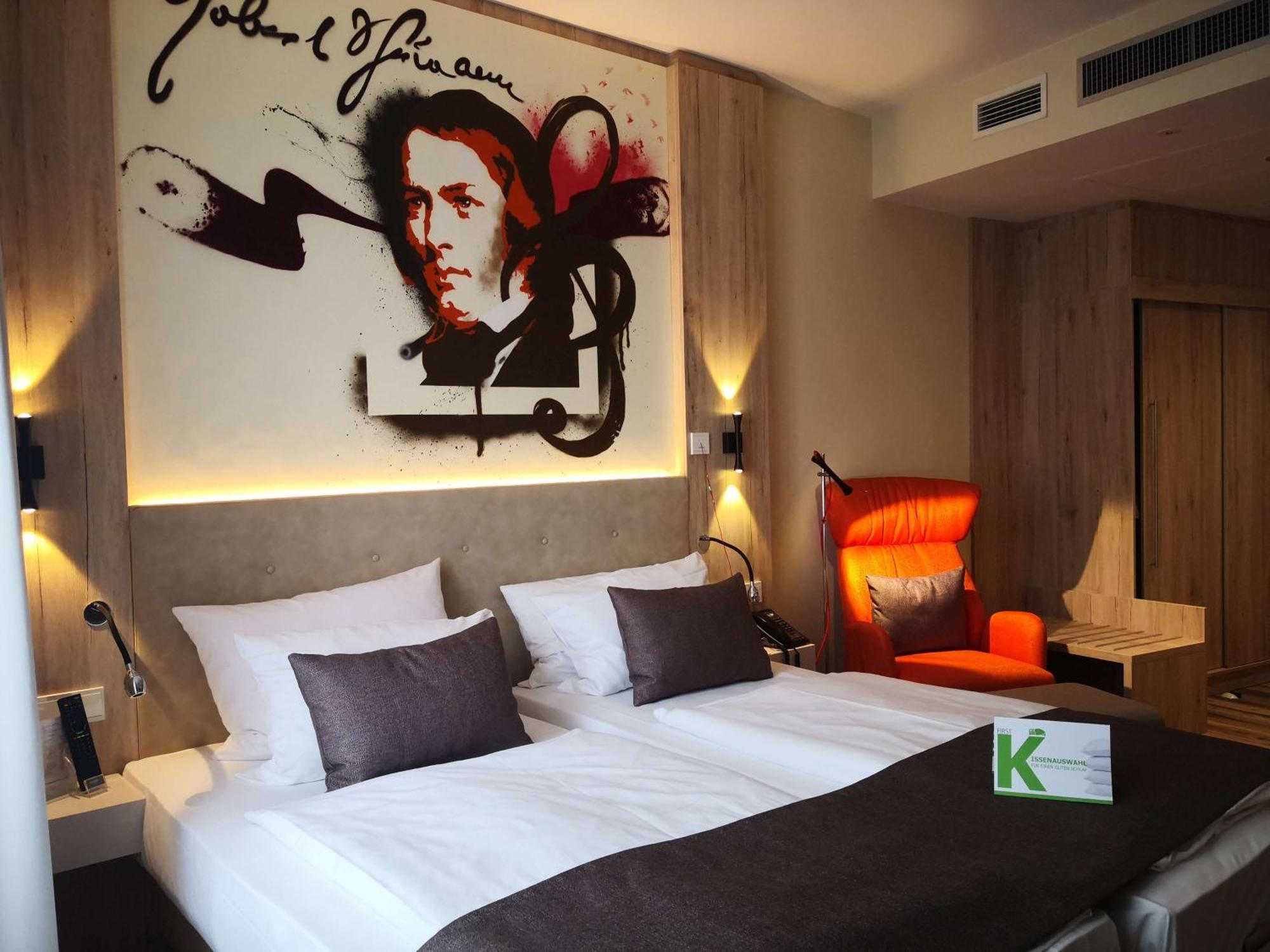 First Inn Hotel Zwickau Kültér fotó