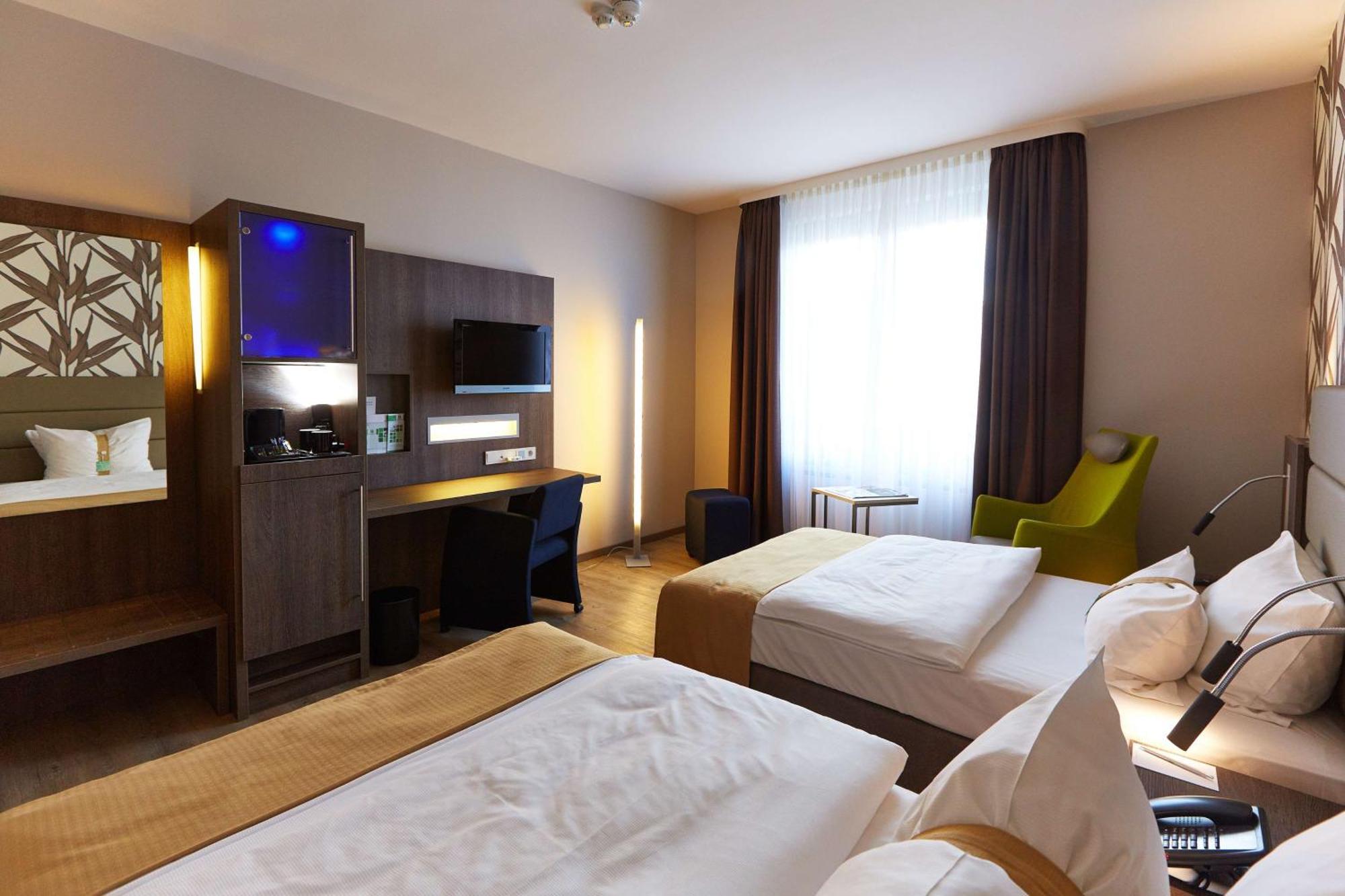 First Inn Hotel Zwickau Kültér fotó