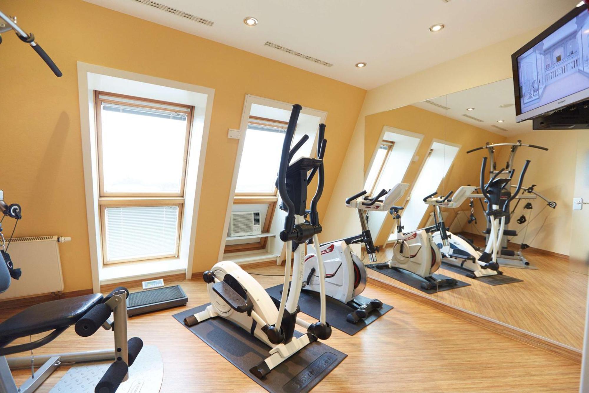 First Inn Hotel Zwickau Kültér fotó