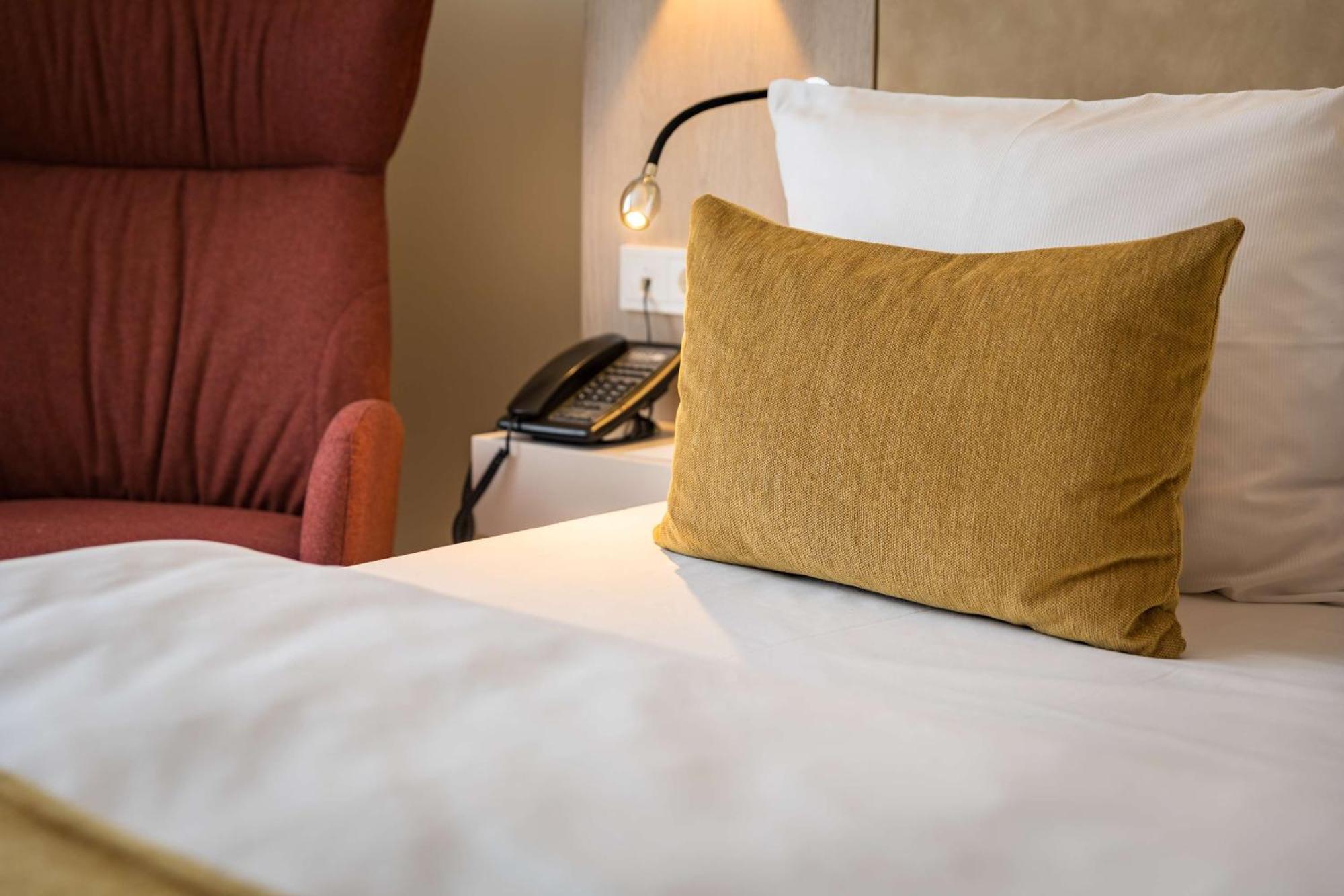First Inn Hotel Zwickau Kültér fotó